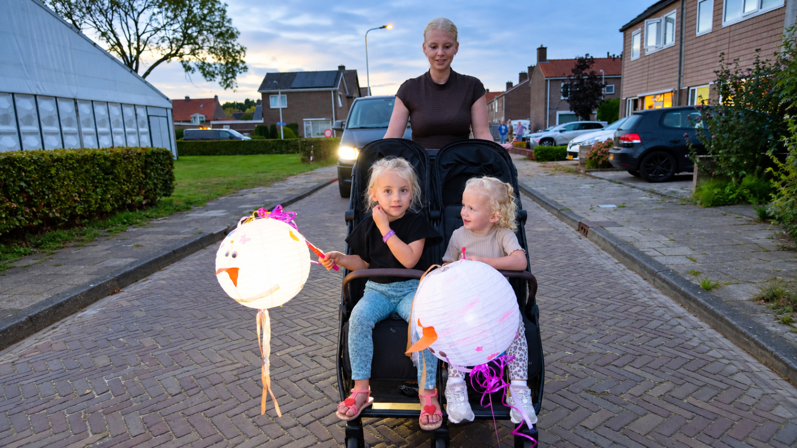 Lampionnenoptocht voor de kinderen weer groot succes.