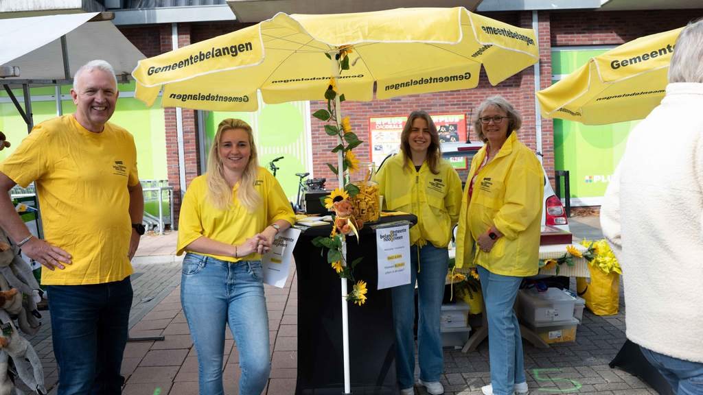 Jaarmarkt in Elim vol oude ambachten en nostalgische bromfietsen