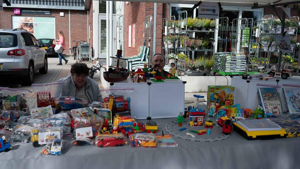 Jaarmarkt in Elim vol oude ambachten en nostalgische bromfietsen
